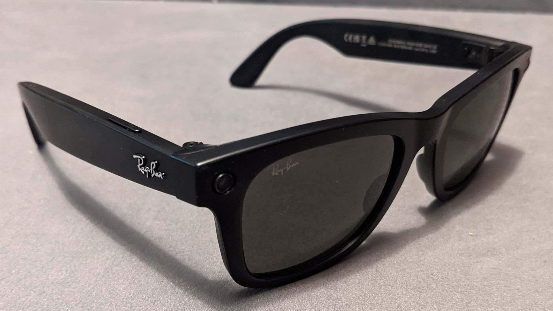 1. Lunettes intelligentes avec traduction en direct