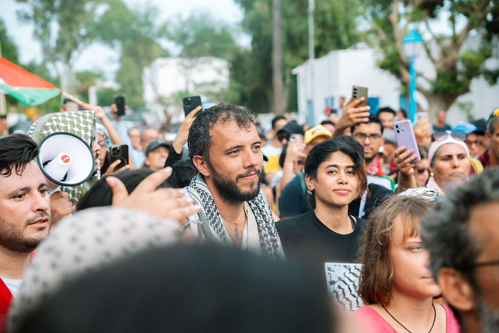 137 activists deported to Turkey