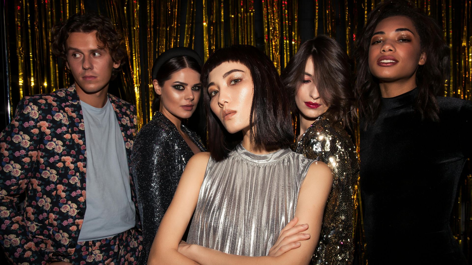 10 tenues qui se prêtent mal à la photographie et 10 tenues qui se prêtent toujours bien à la caméra