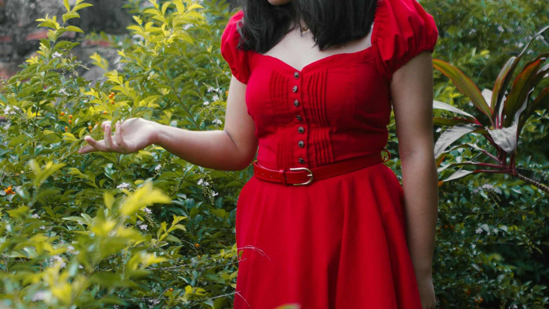 2. Robe midi de couleur unie