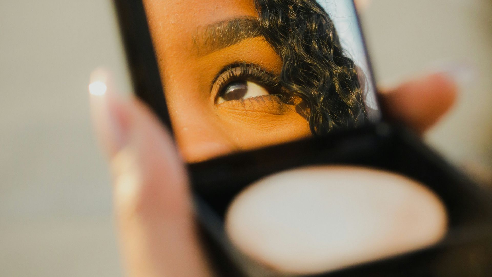 6. Poudre et correcteur