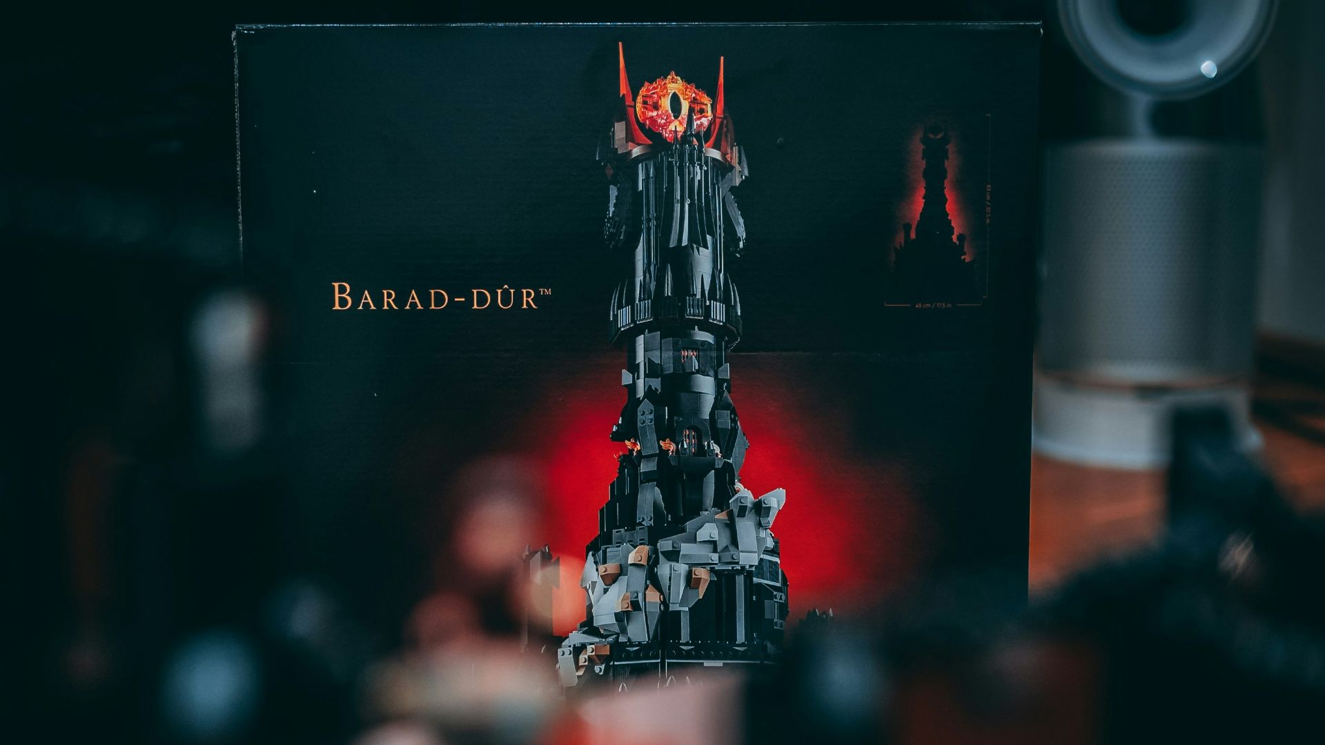 14. Le Seigneur des Anneaux : Barad-dûr - $460 USD