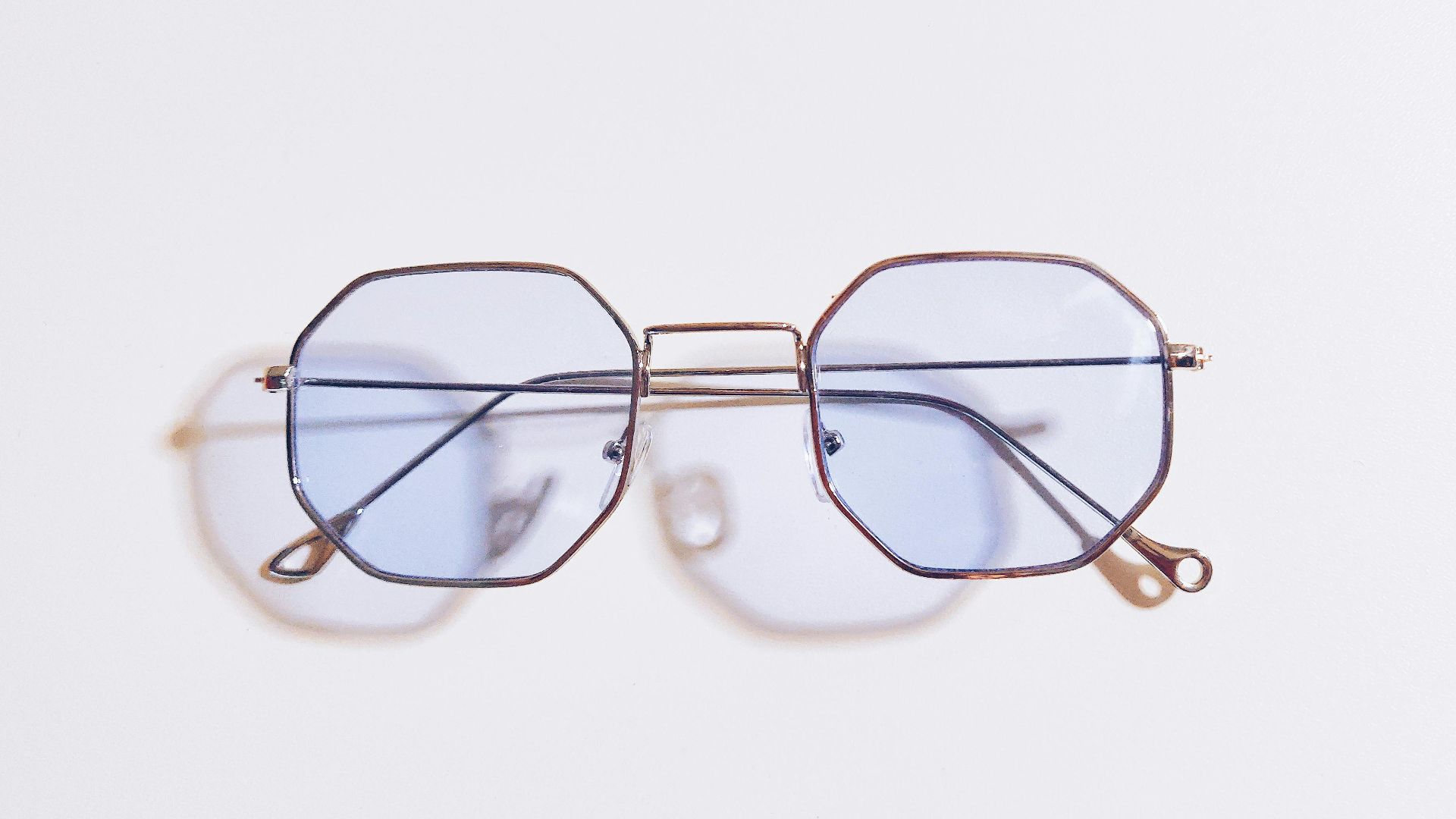 7. Cadres géométriques