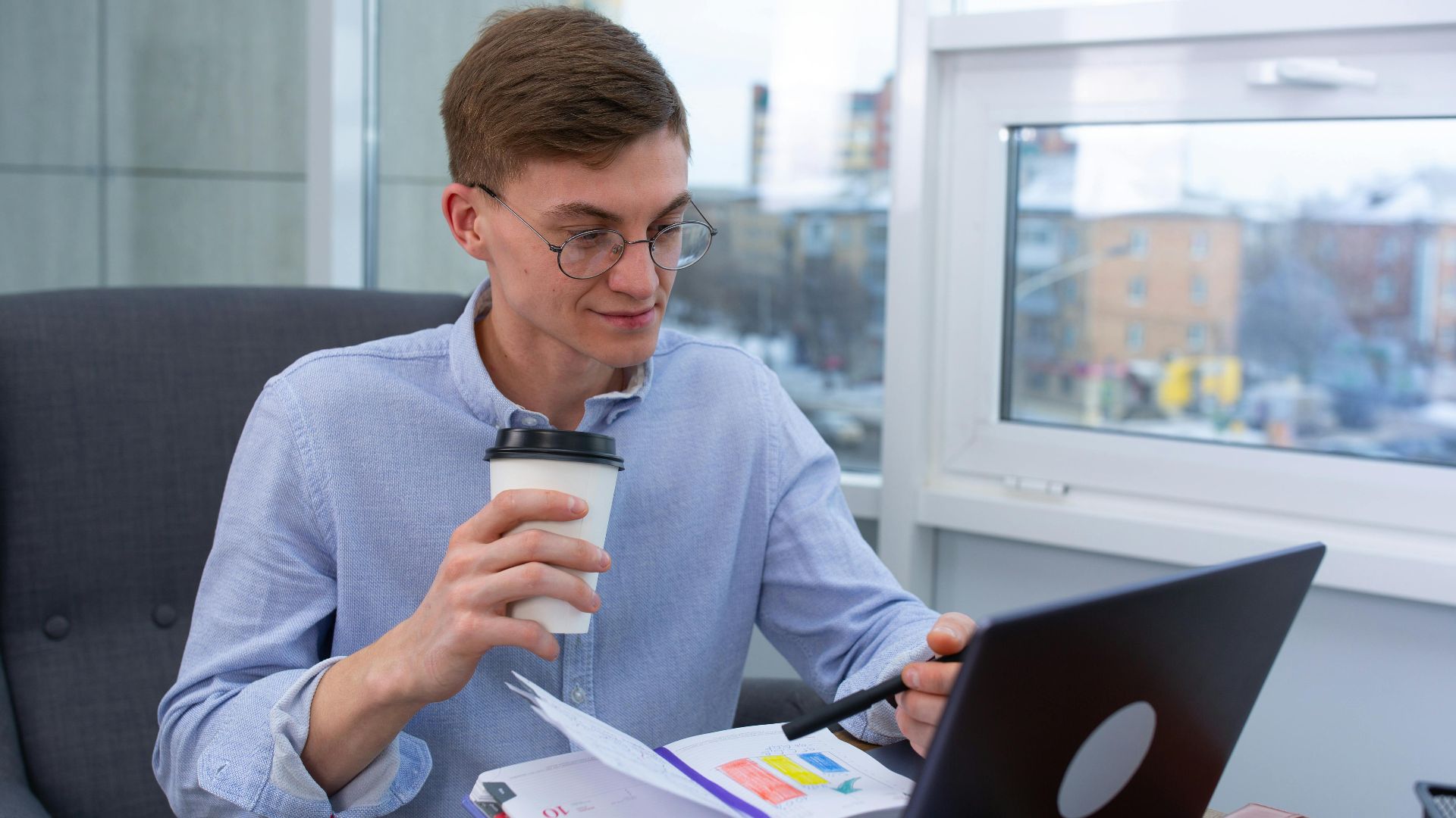 6. Pratiquer une bonne ergonomie au poste de travail et à la maison