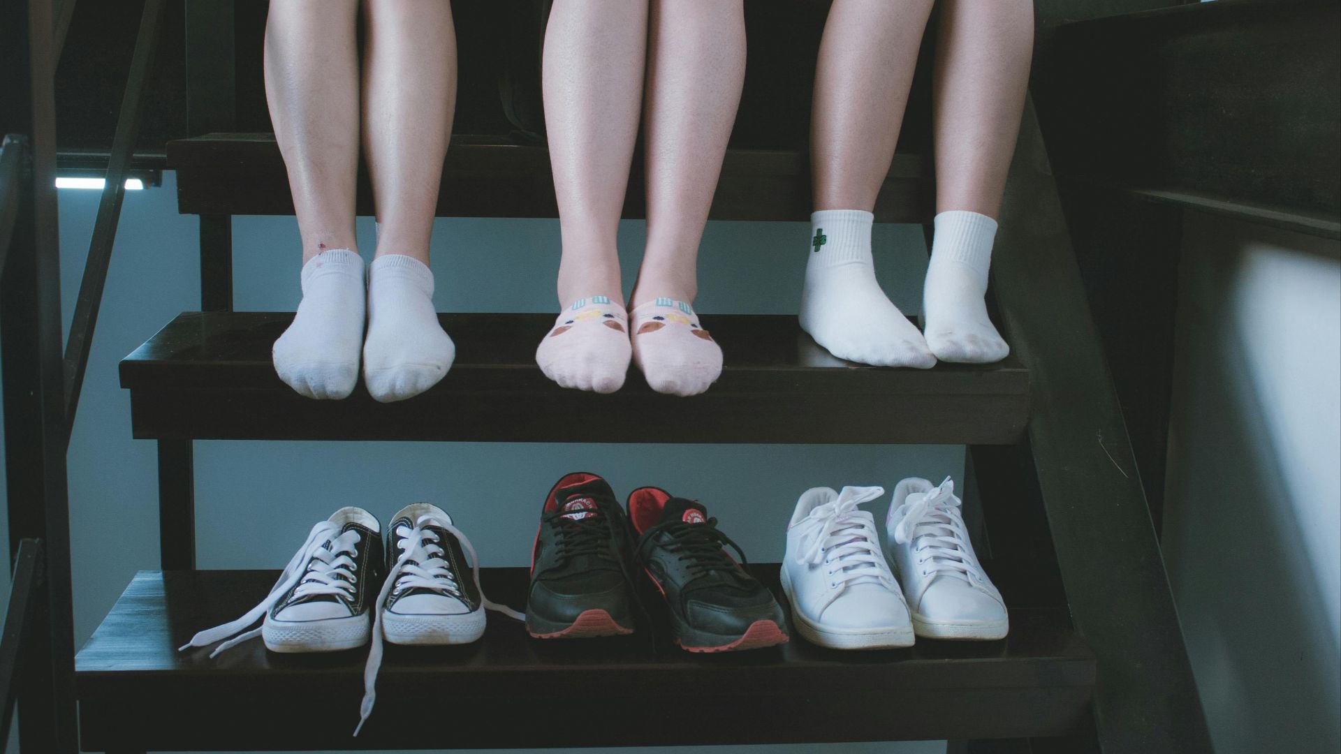 4. Regardez leurs pieds
