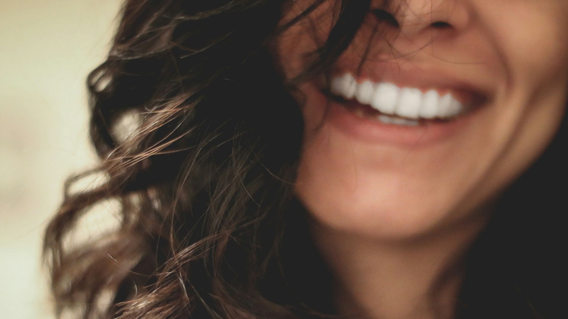 8. Sourire sincère