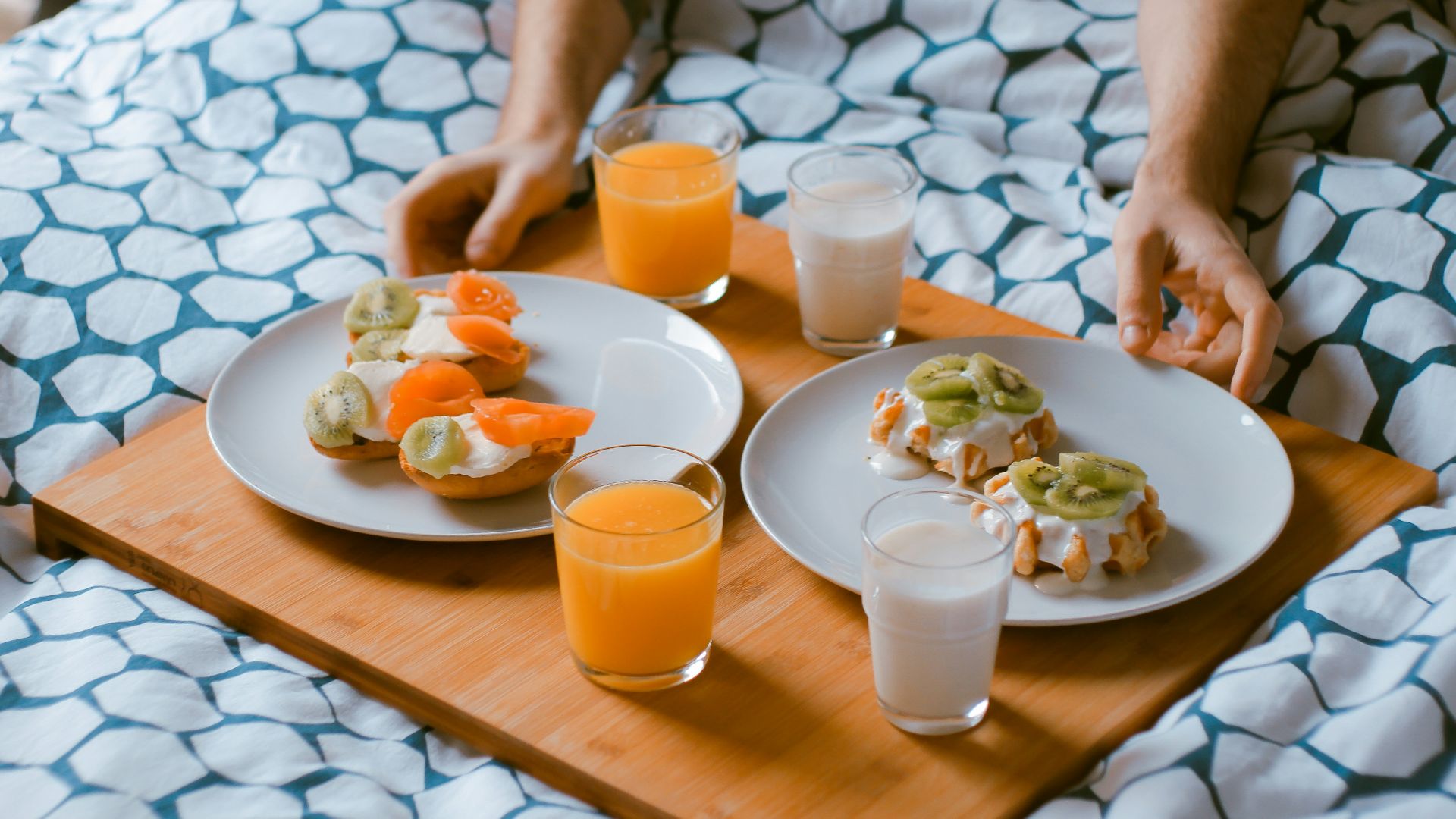 6. Ours et petit déjeuner