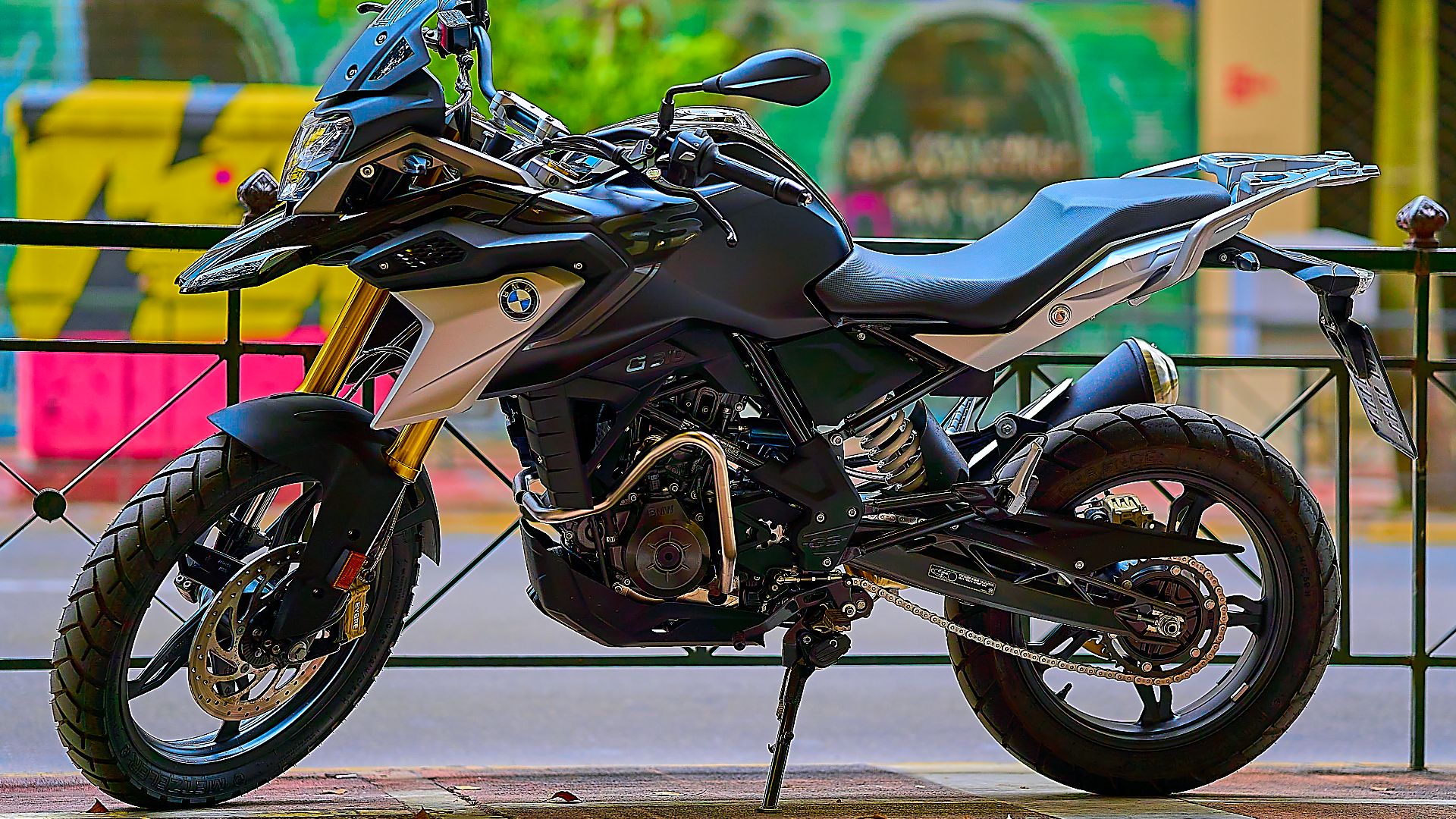 8. BMW G310GS