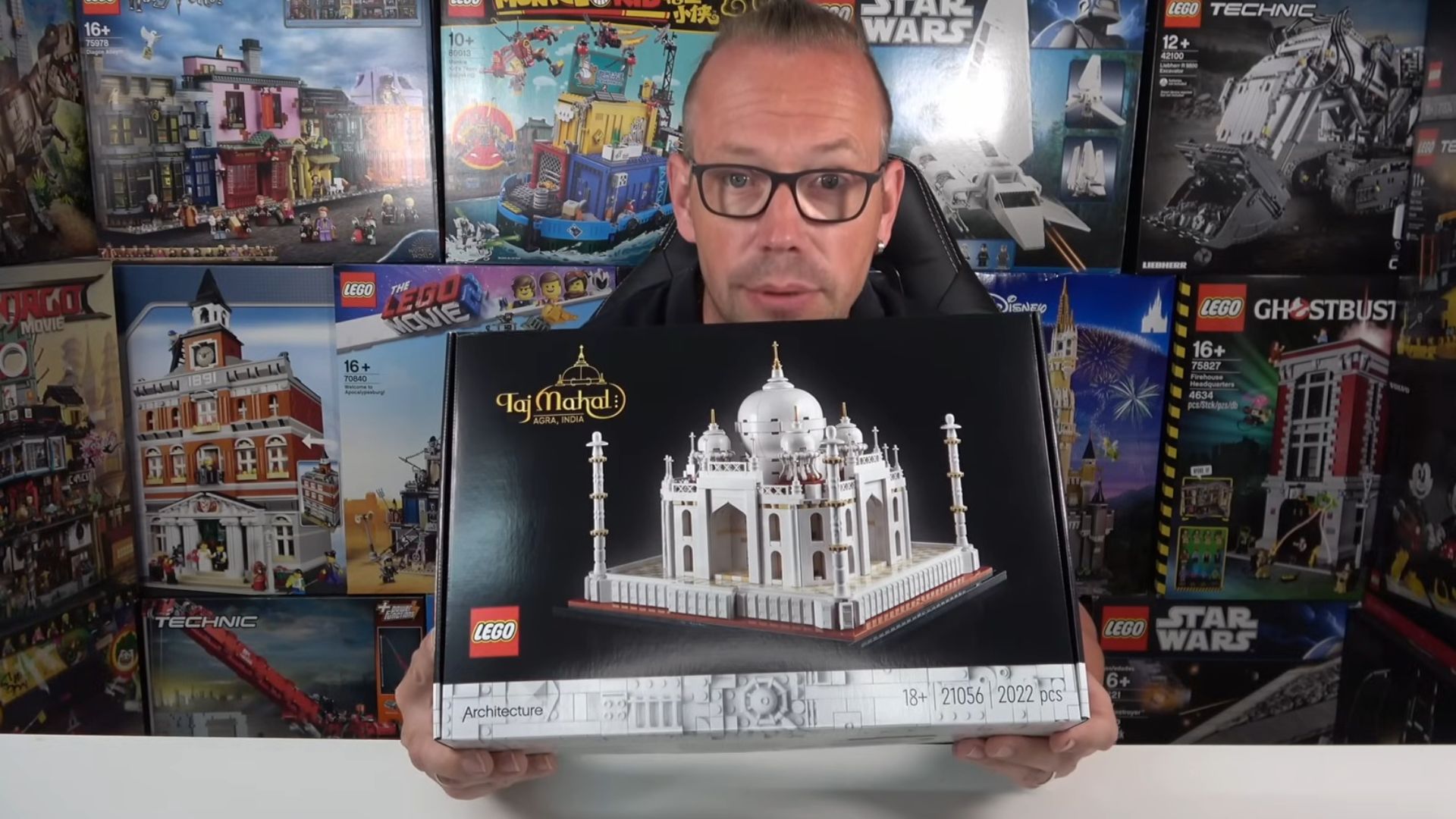 6. LEGO Landmarks Taj Mahal (10189) : ~$2,700