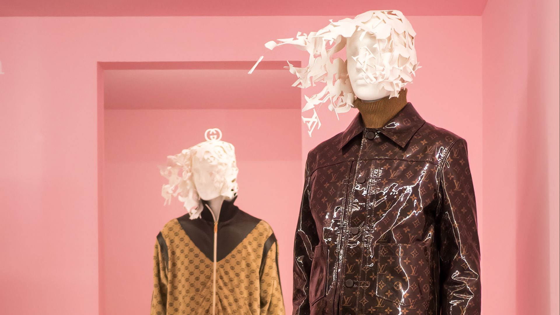 1. Tout en plastique