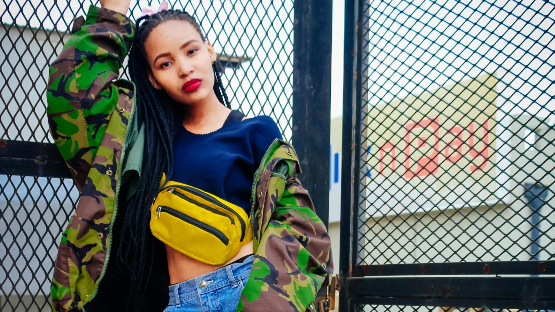 17. Les sacs bananes portés comme bandoulières