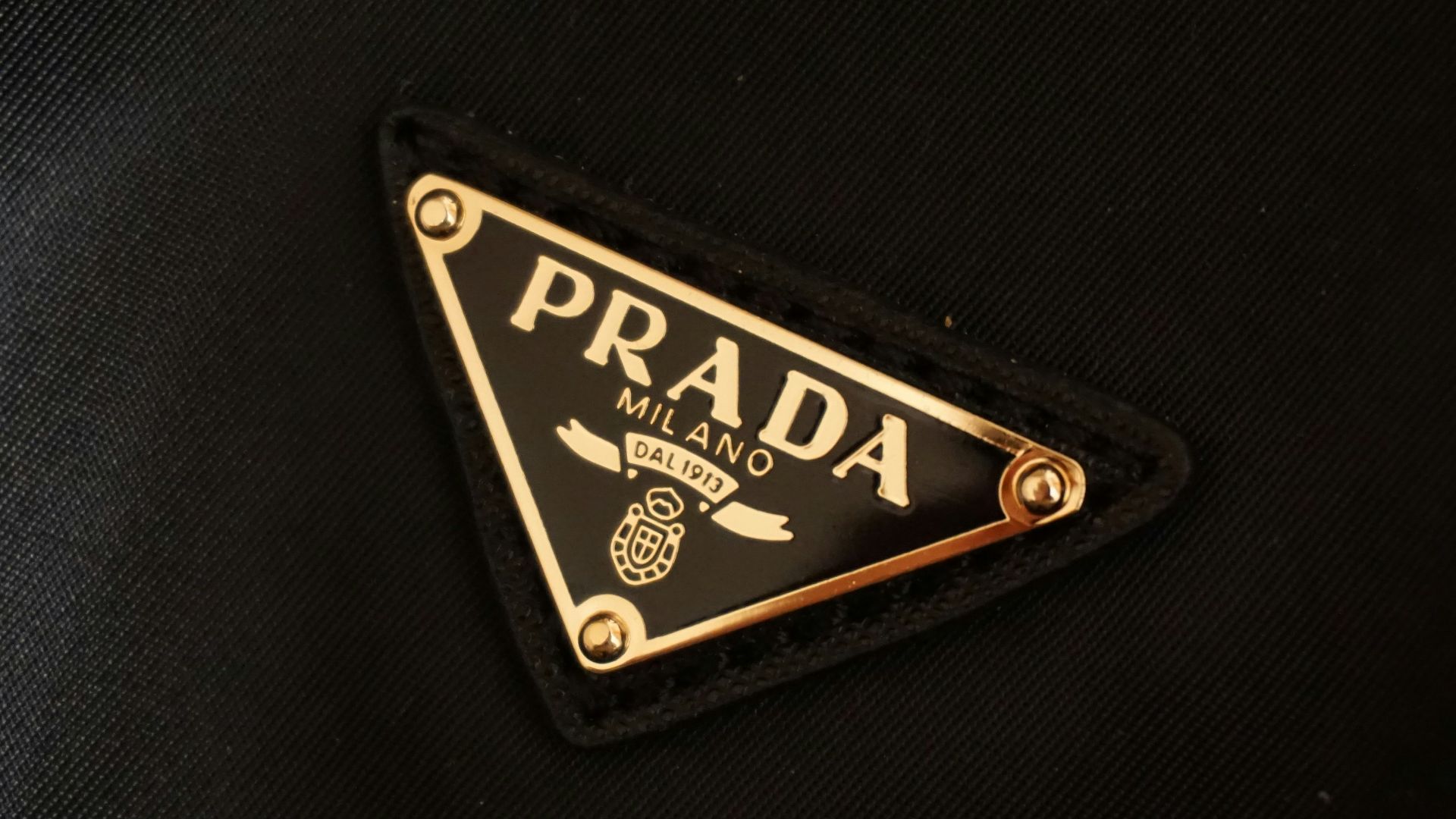 19. Prada