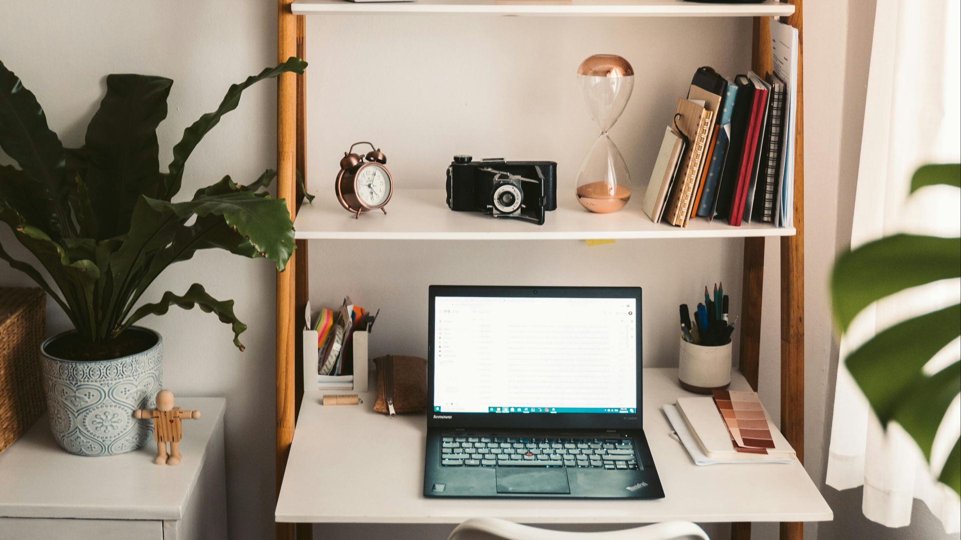 9. Organisateur de bureau