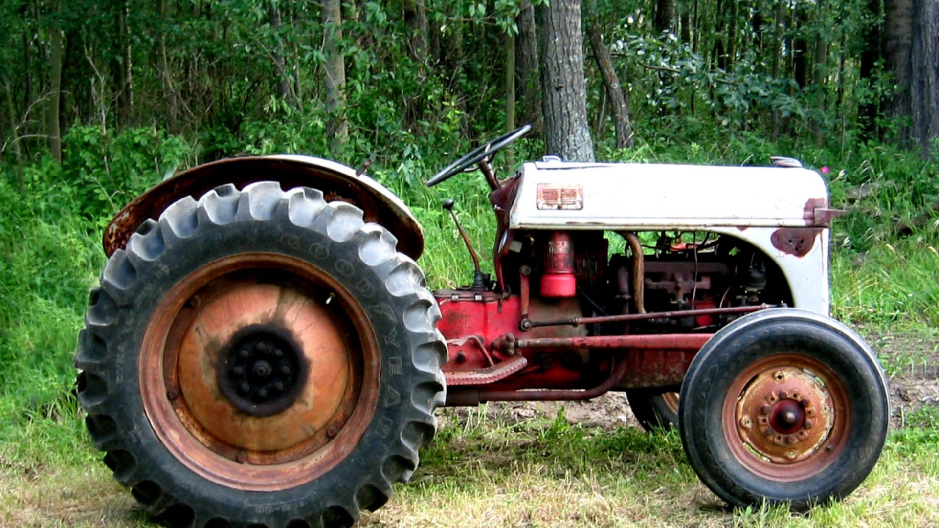 12. Ford 8N