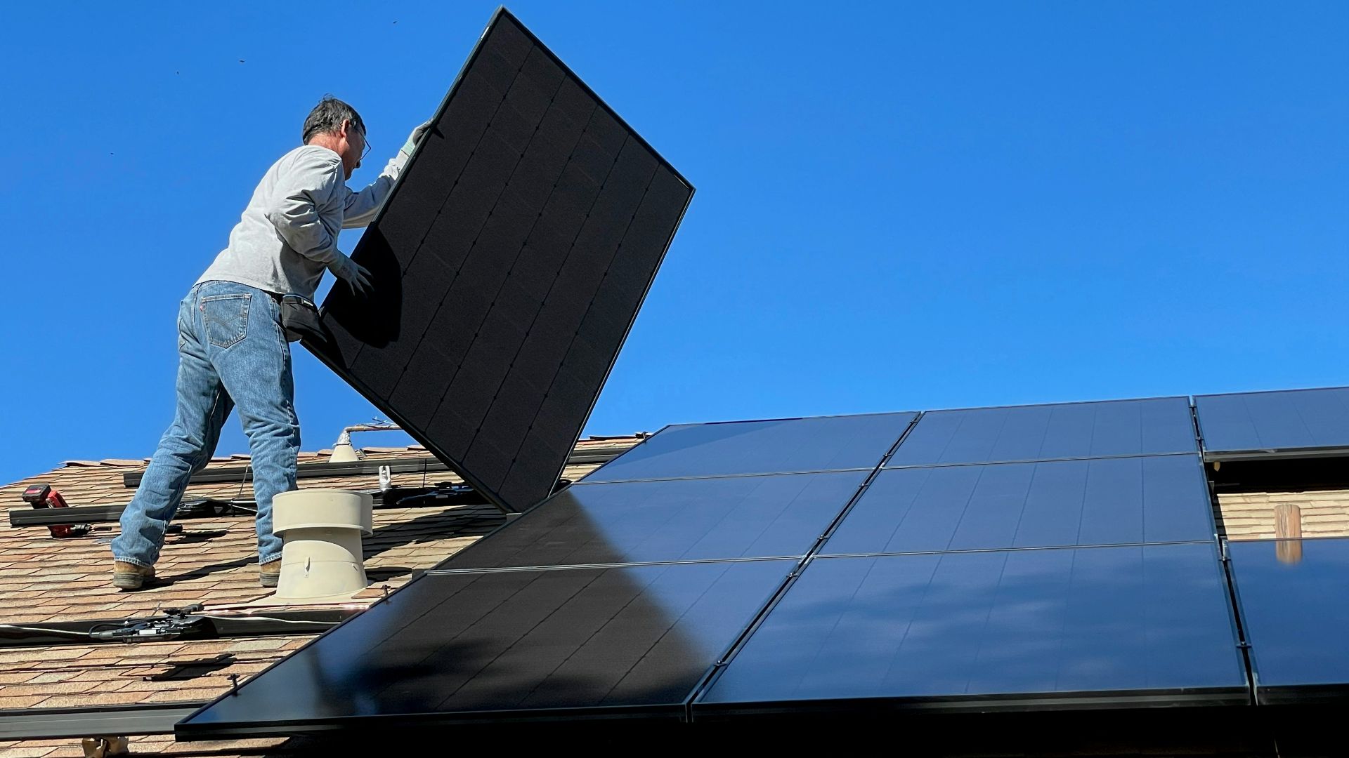 8. Panneaux solaires