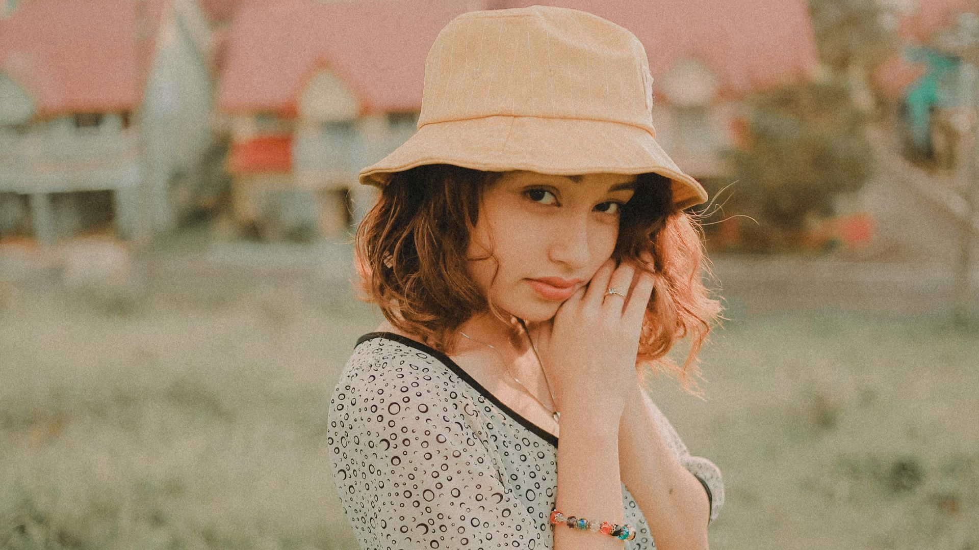 17. Palettes pastel avec touches de crème