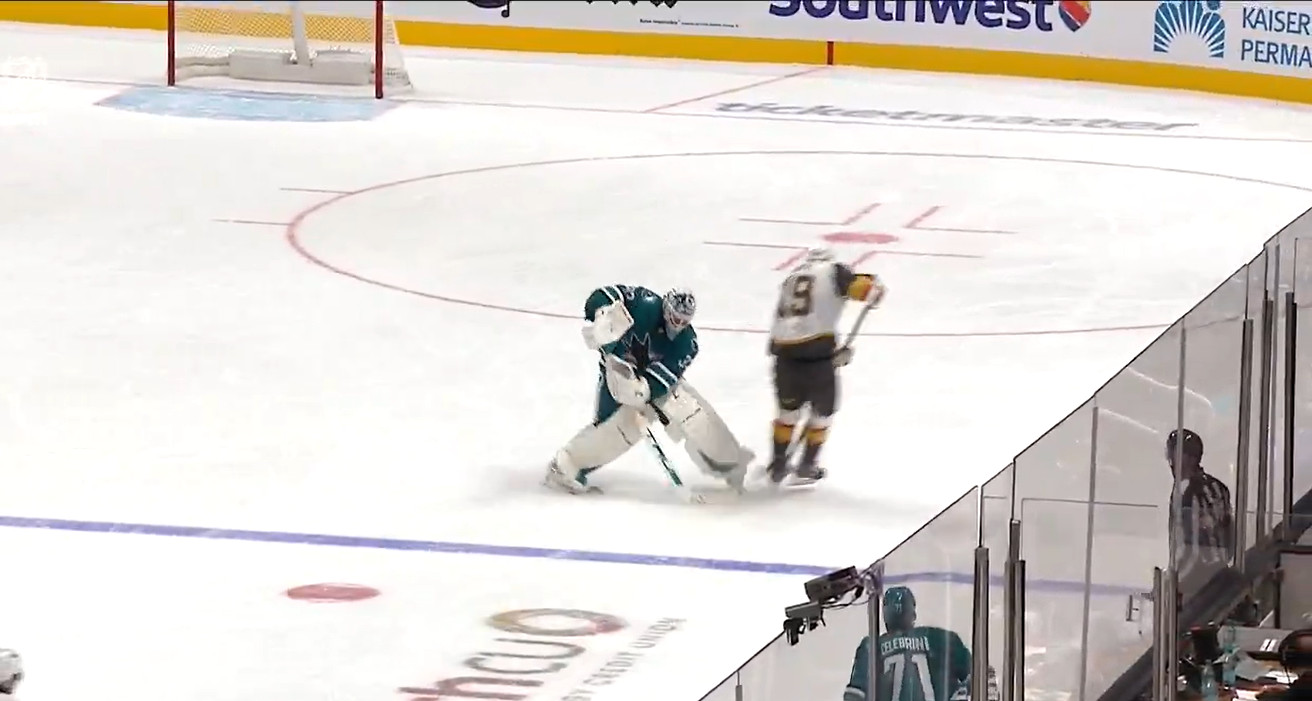 Top-5: Knights remove goalie, score from center ice… and win in overtime