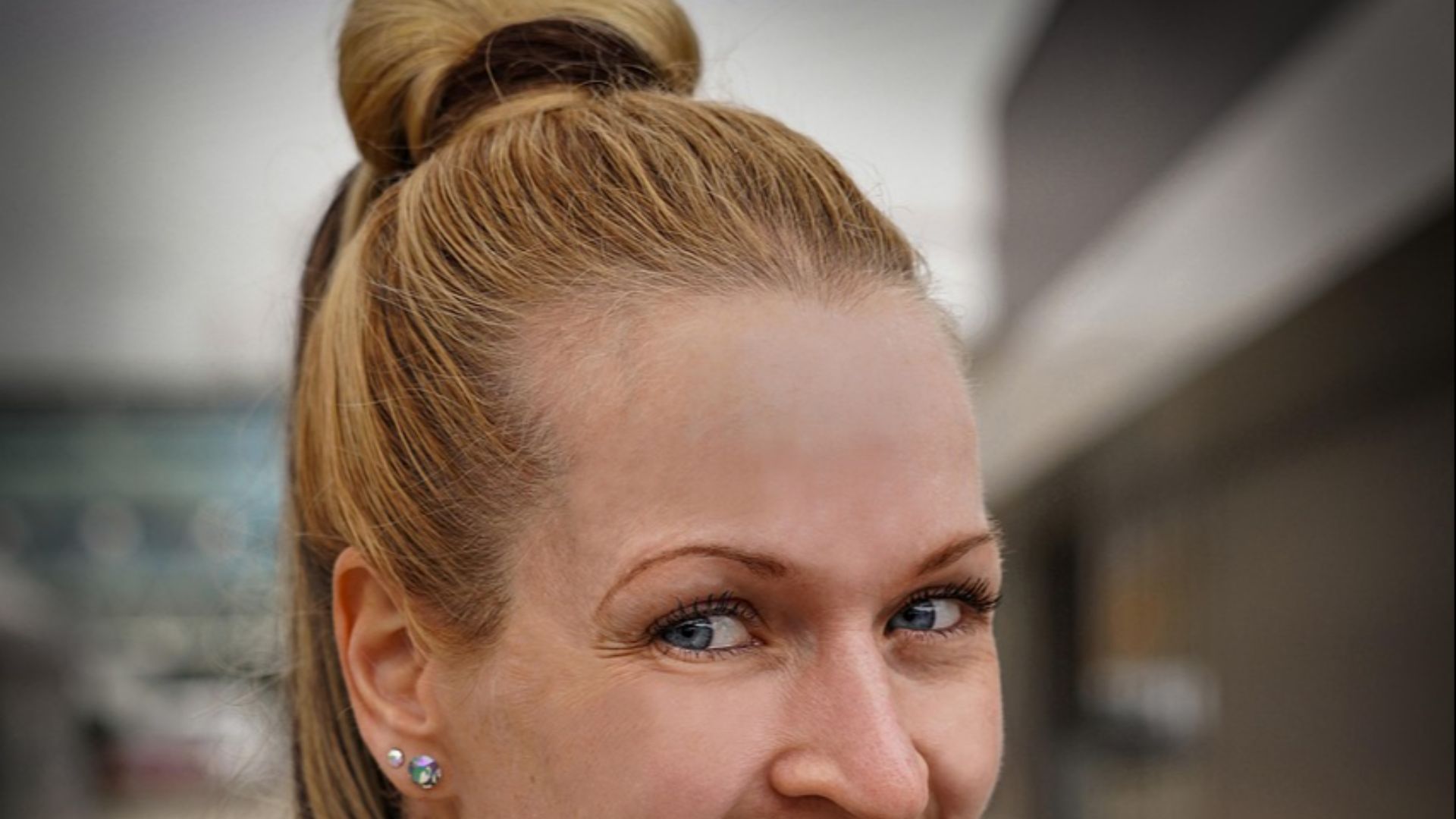 14. La queue de cheval haute