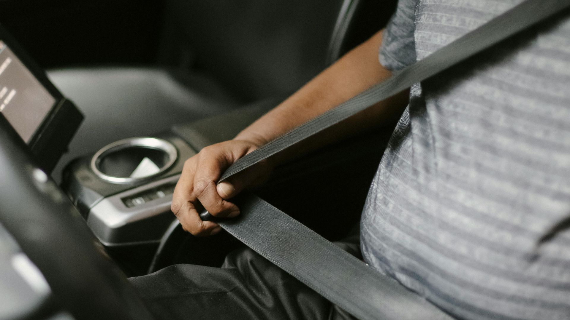 4. Ceintures de sécurité à trois points