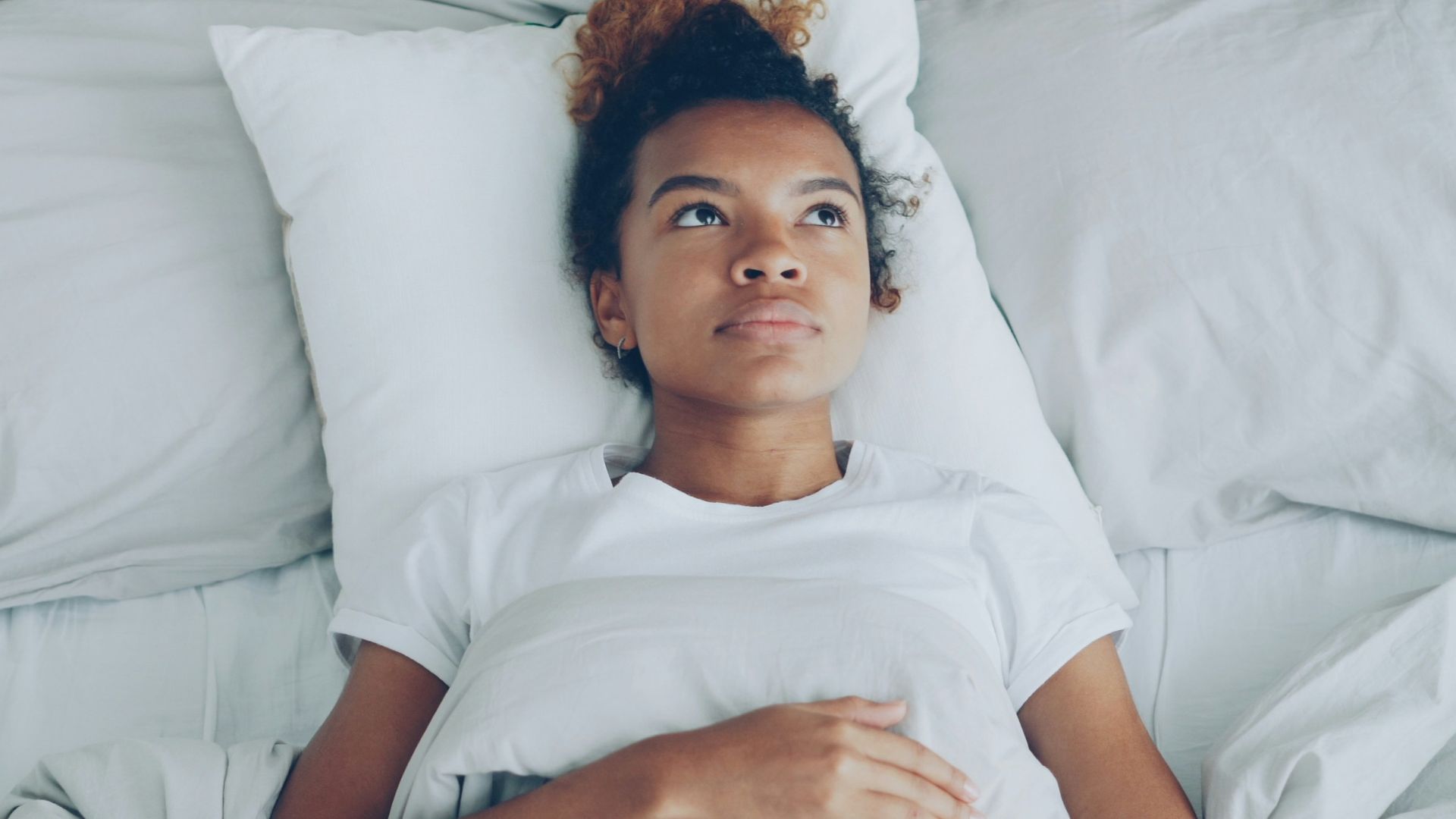 Insomnie : 10 mauvaises habitudes qui vous empêchent de dormir et 10 meilleures habitudes à prendre