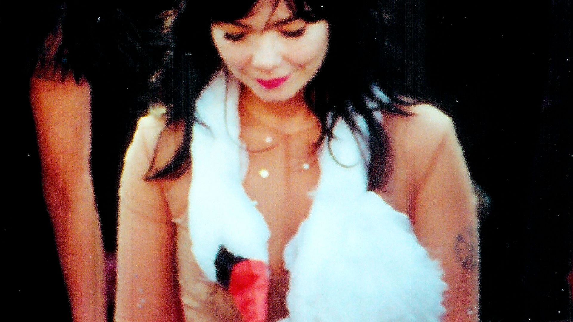 5. The Red Carpet Swan (Björk, 2001)