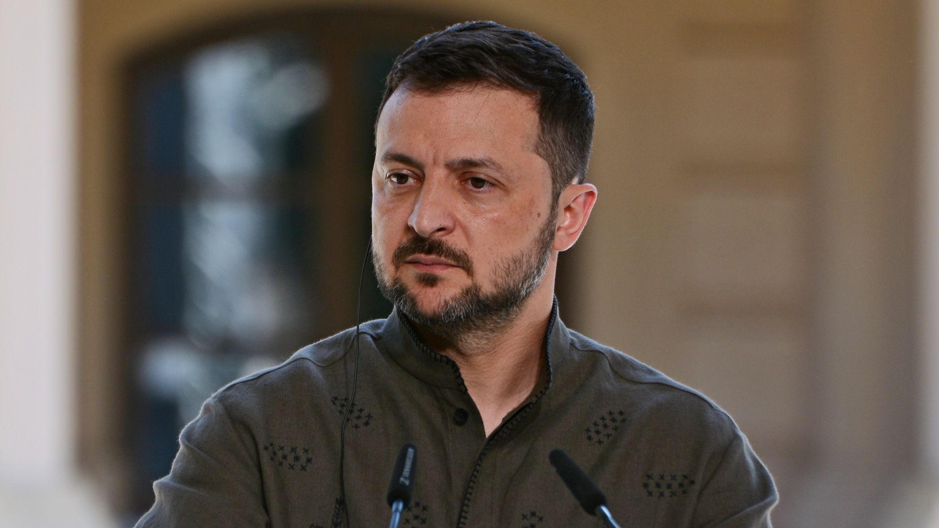 Forte pression politique
