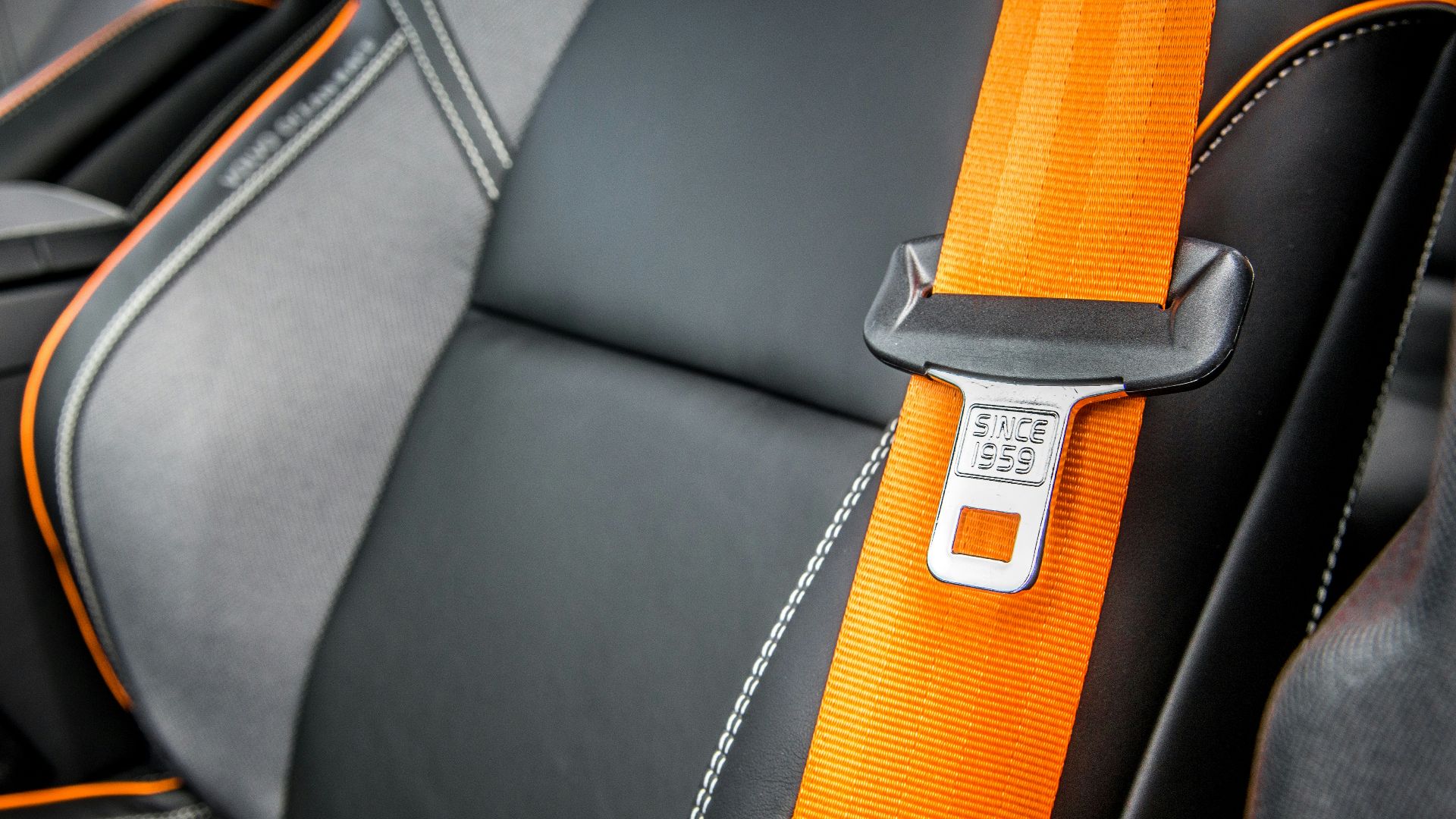 7. Attachez votre ceinture de sécurité