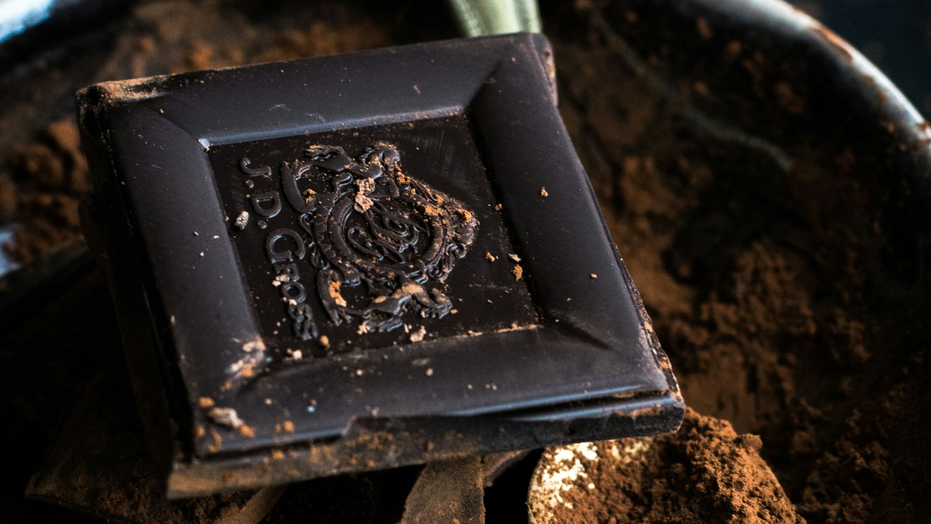 18. Chocolat noir