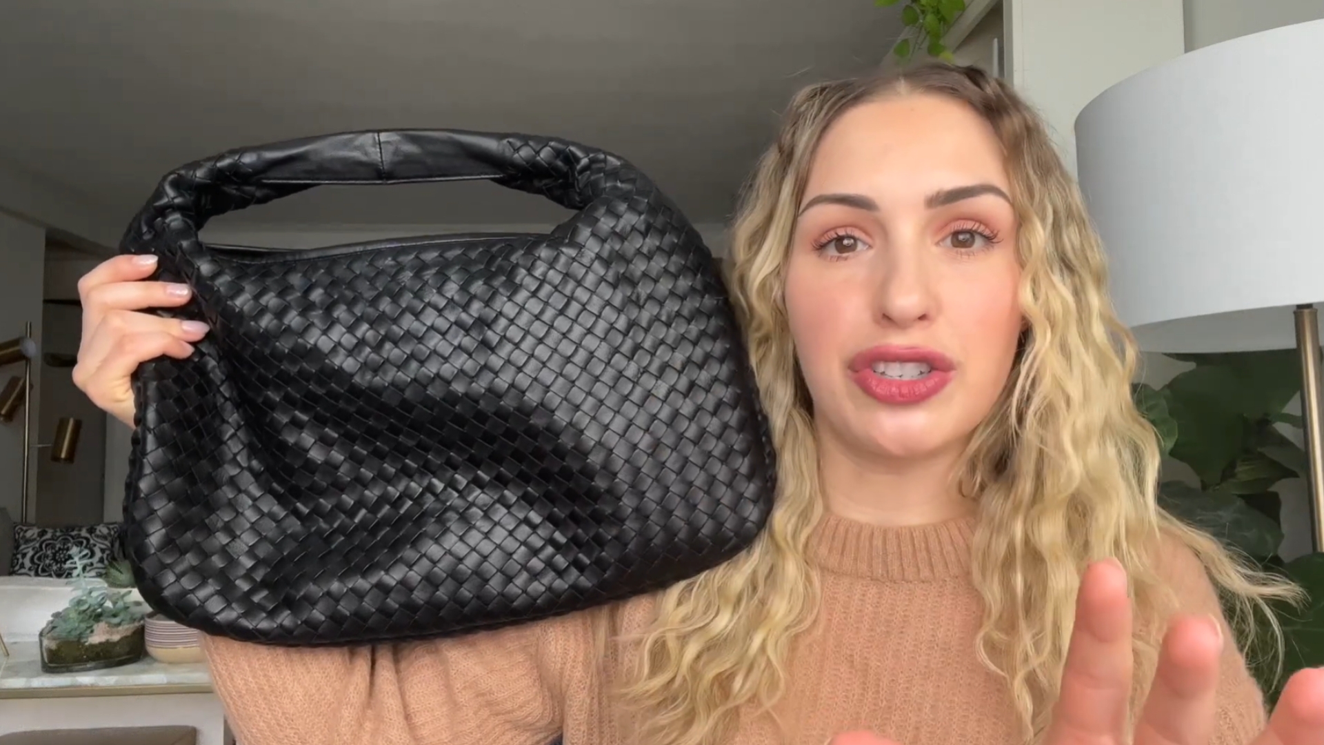 7. Bottega Veneta Intrecciato Hobo