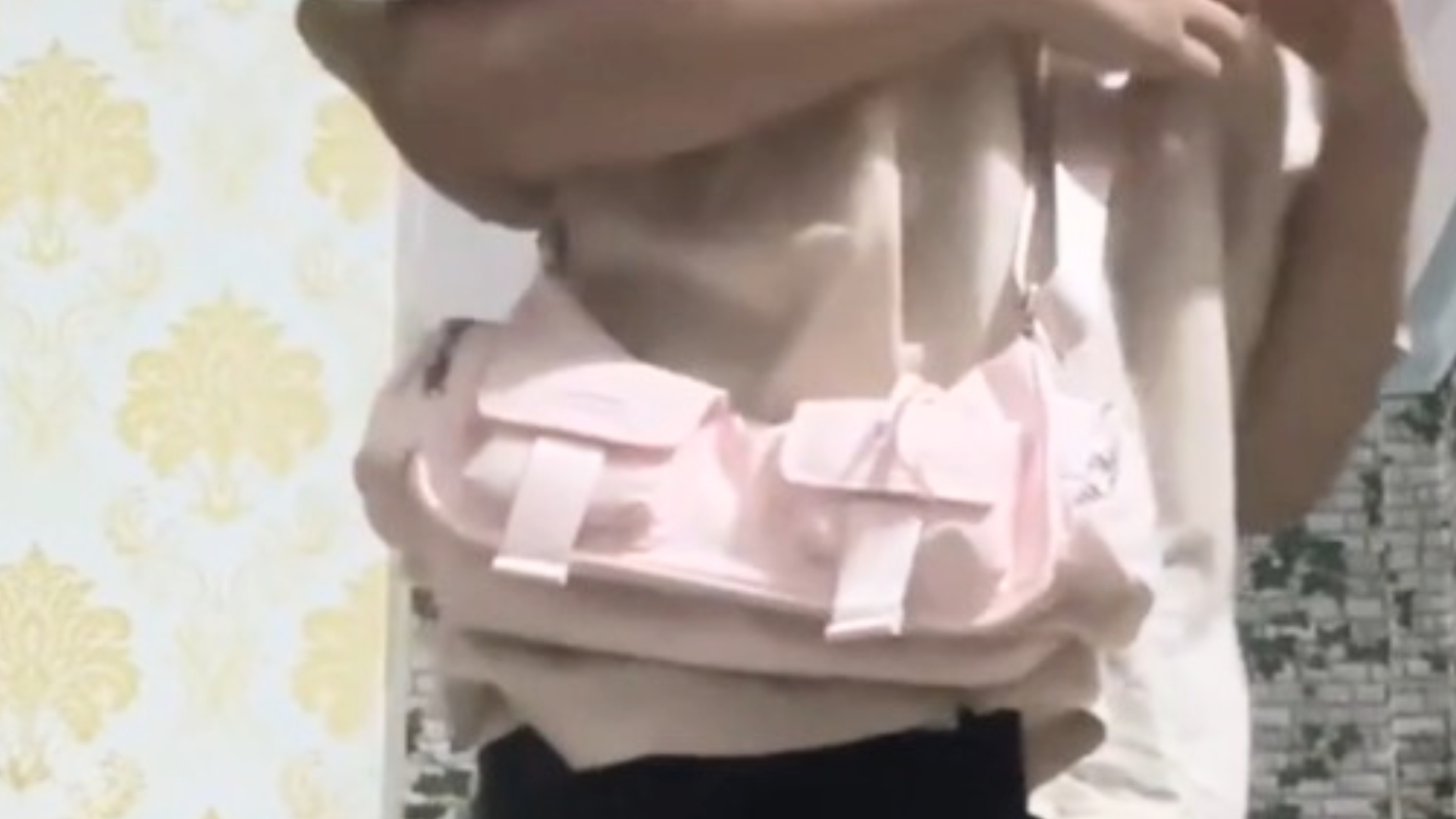 6. Mini sac à bandoulière H&amp;M