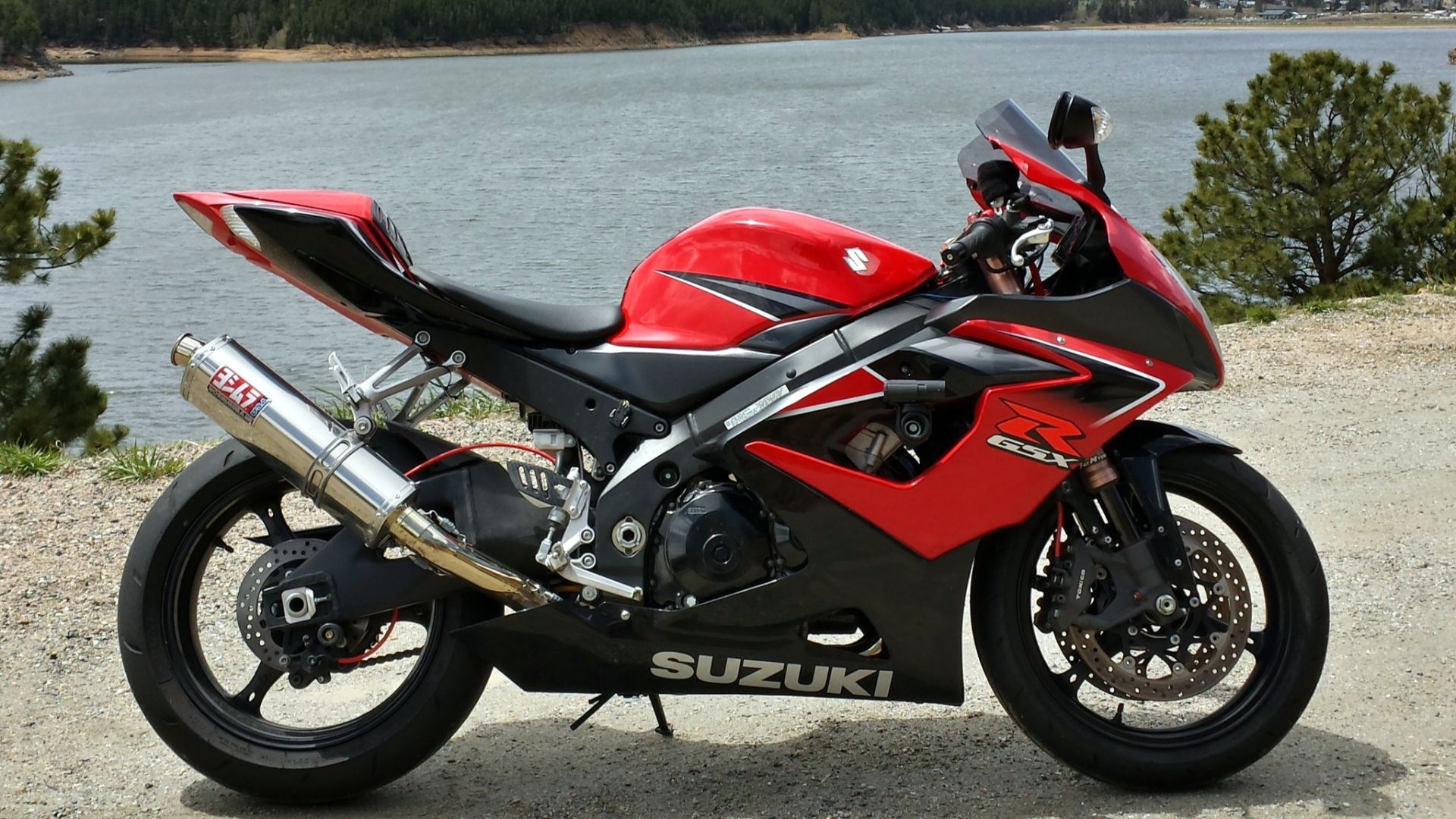 6. Suzuki GSX-R1000