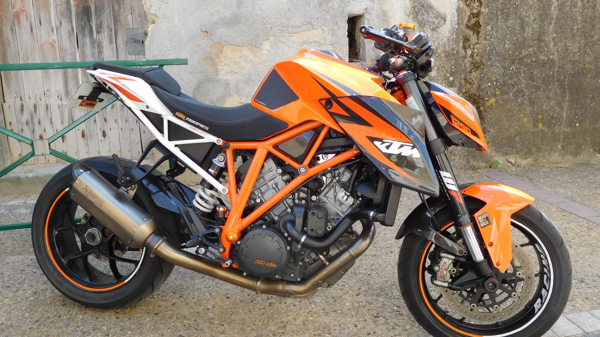8. KTM 1290 Super Duke R