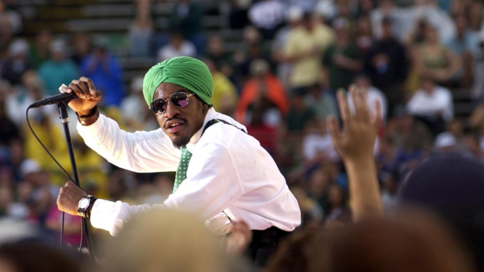 7. Hey Ya - Outkast