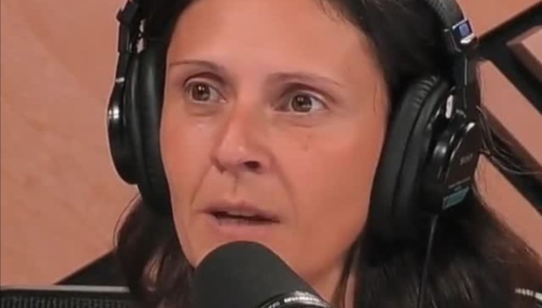 Les humoristes et la richesse: Korine Côté témoigne!