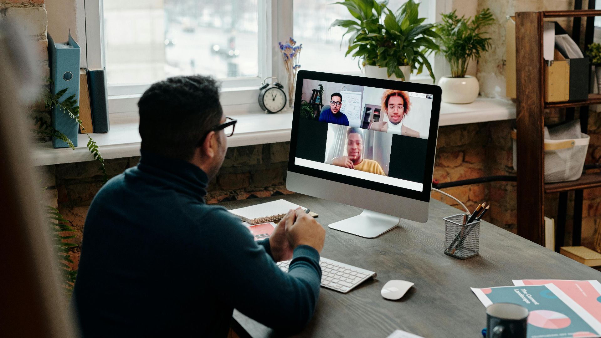 7. Participer aux forums communautaires