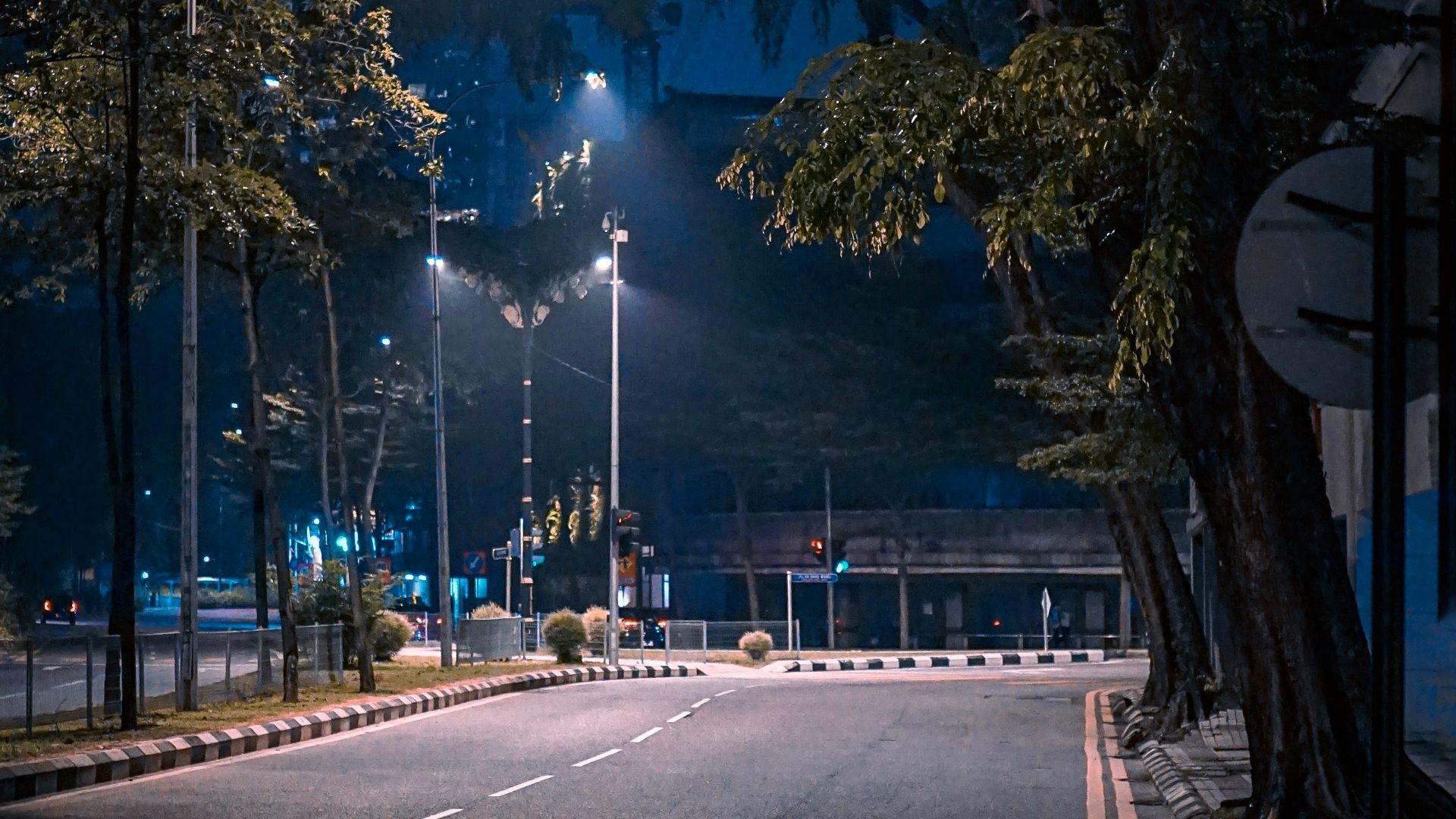 9. Pas de promenades nocturnes