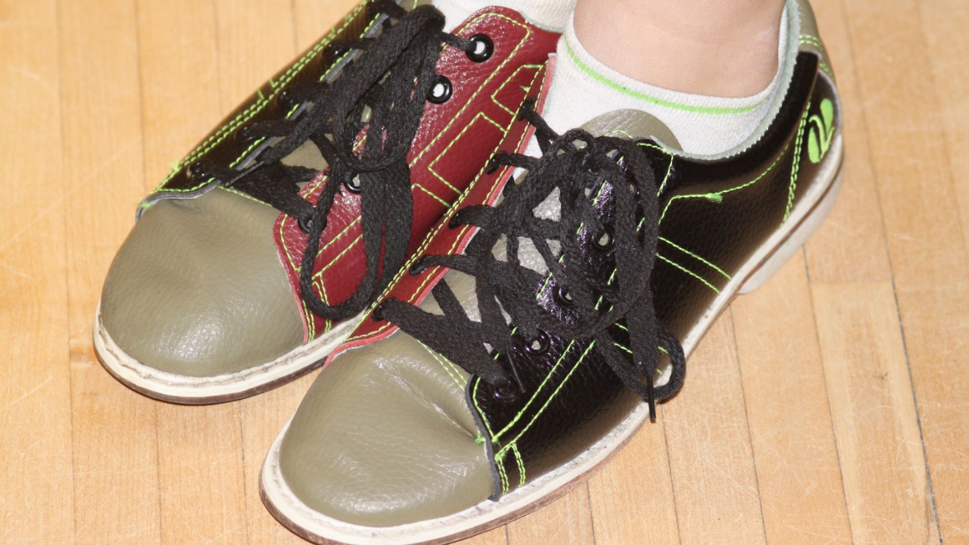 11. Chaussures de bowling