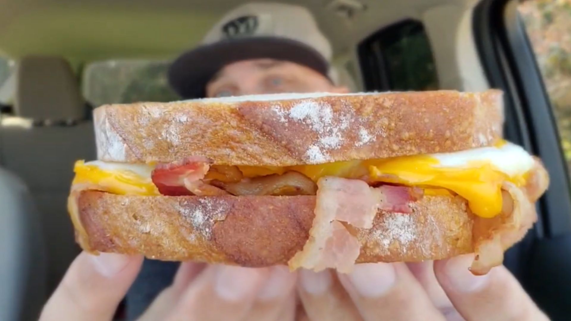 10. Sandwich déjeuner au levain (Dunkin')