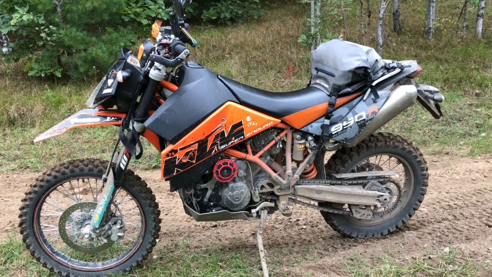 1. KTM 950 Super Enduro R