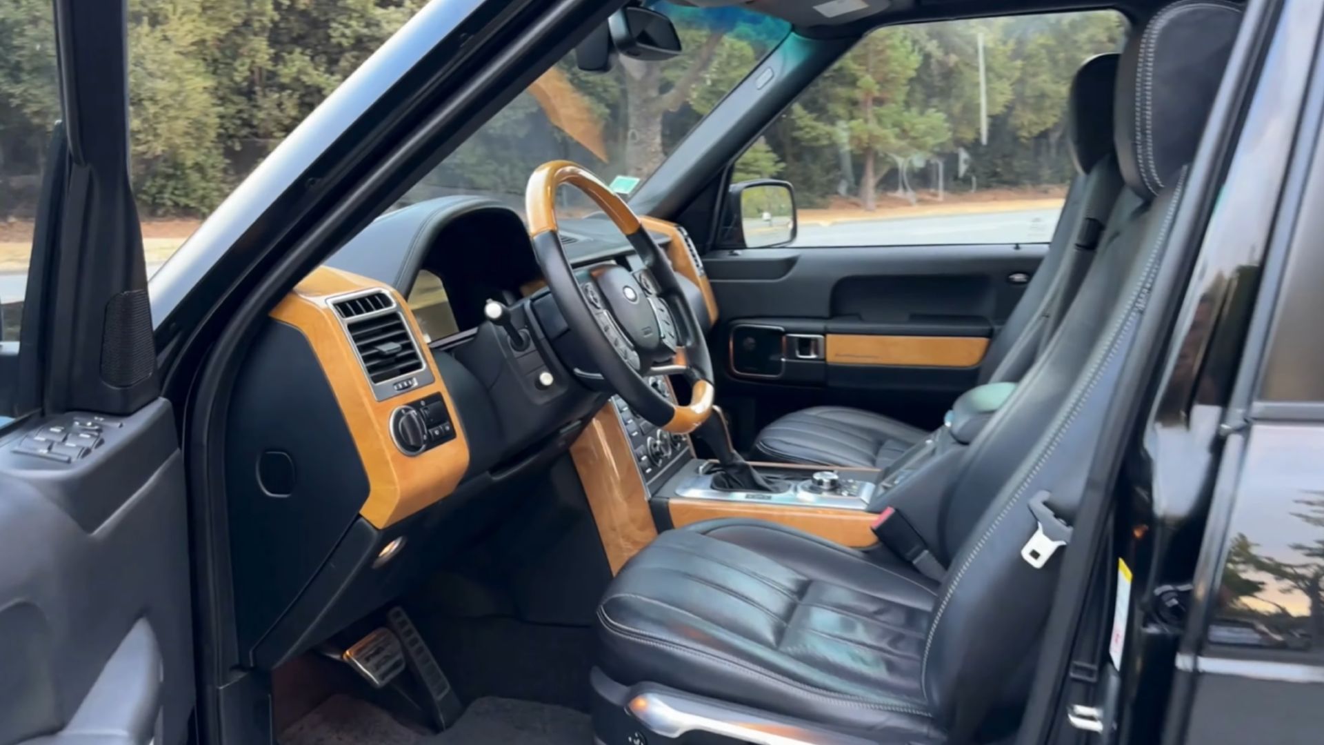 7. Range Rover Autobiography (2012)