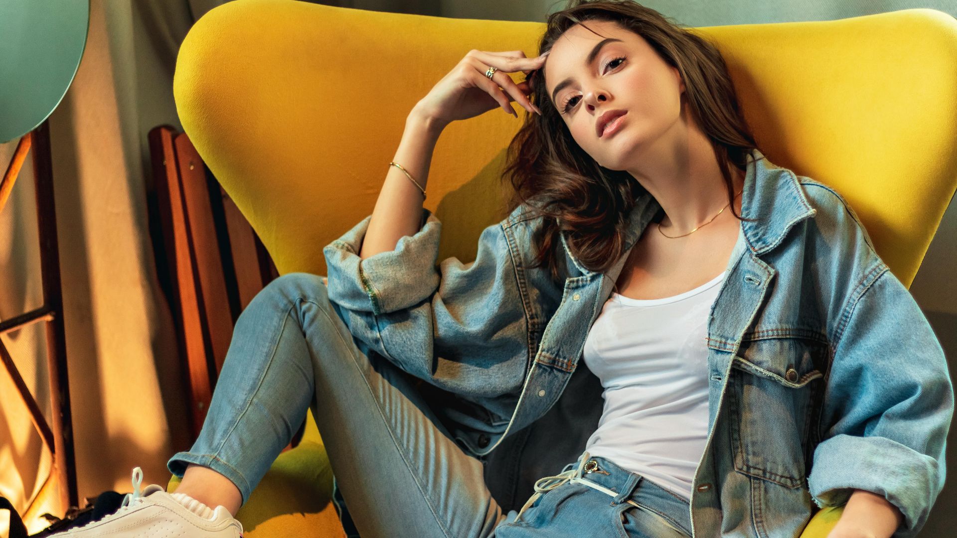 3. Jeans décontractés ou vestes en jean