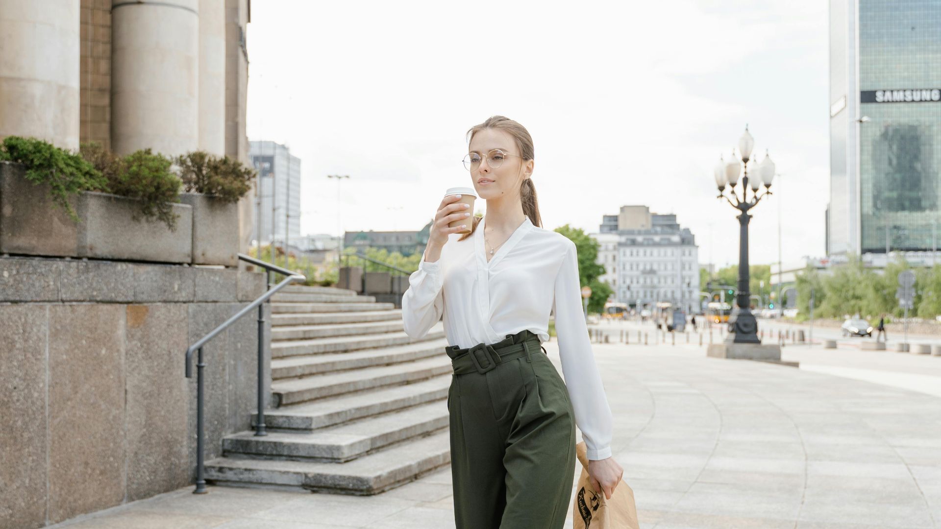 20 façons de s’habiller pour paraître plus grand