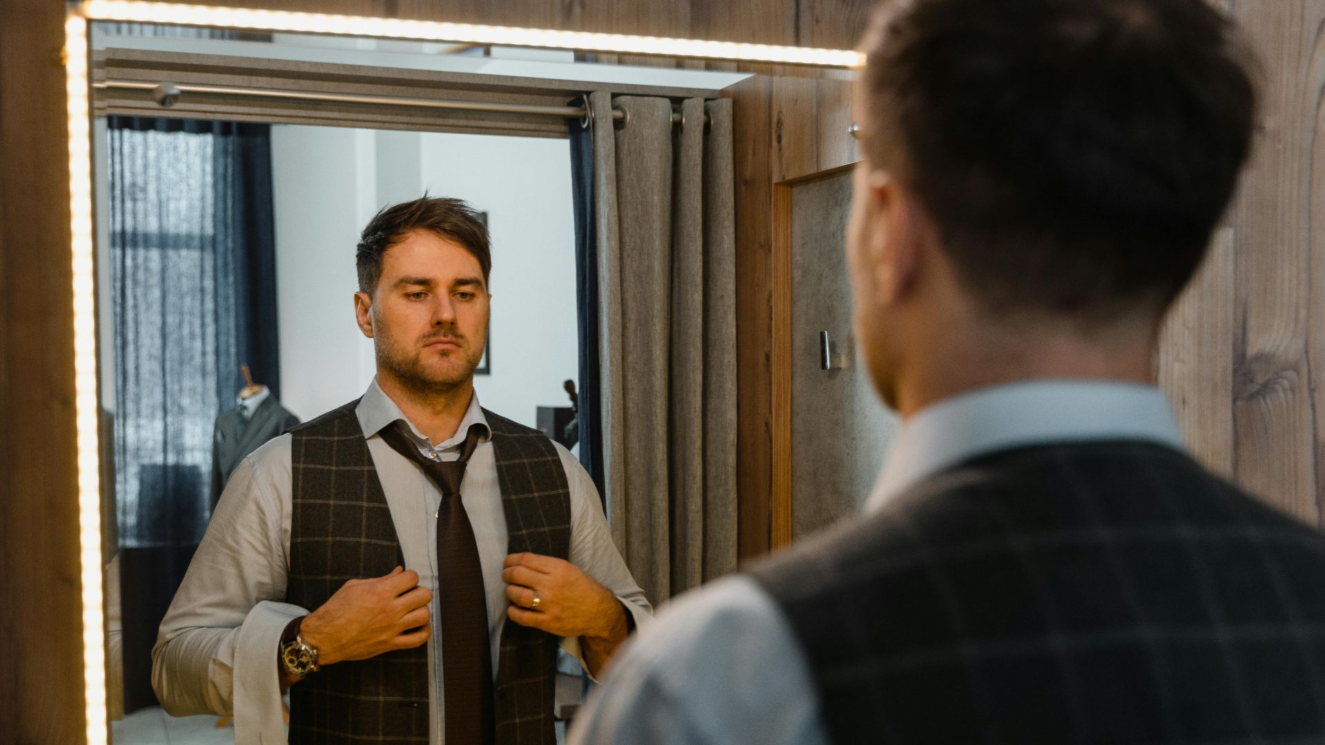 7. Préférez les coupes ajustées aux styles surdimensionnés