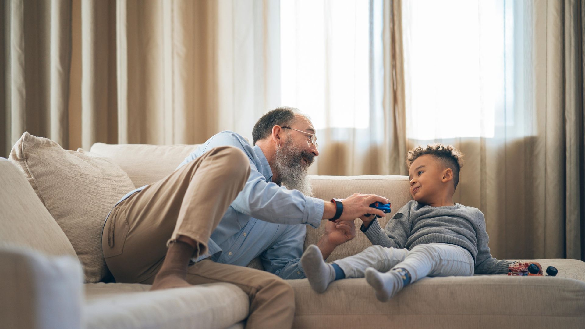 3. Partager des sujets adultes inappropriés avec de jeunes enfants