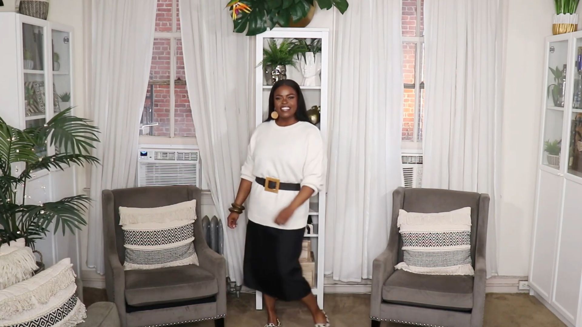 3. Pull oversize avec ceinture à la taille