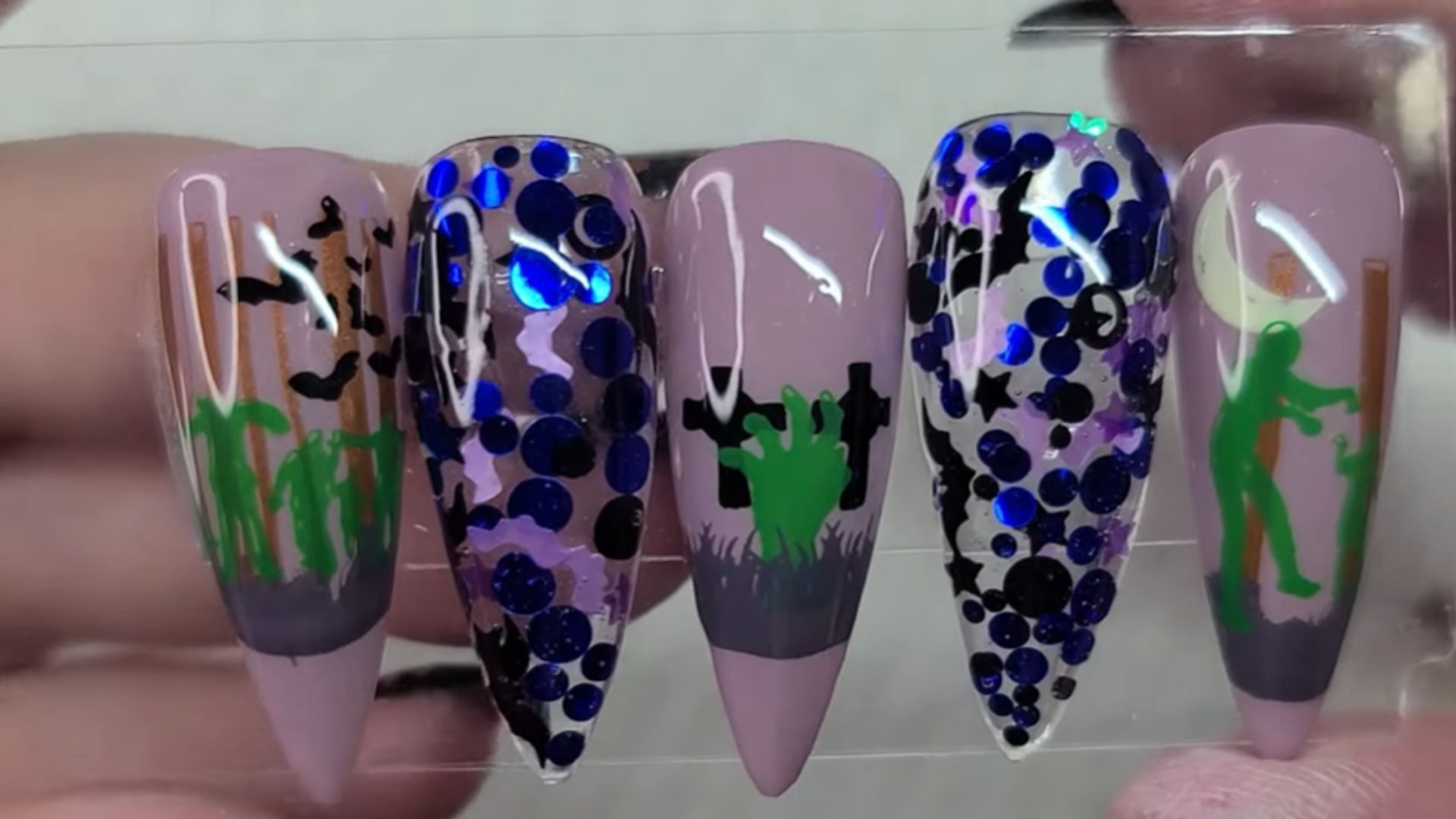 10. Textures d'ongles inspirées des zombies