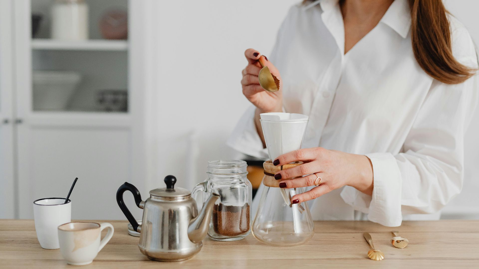 1. Café