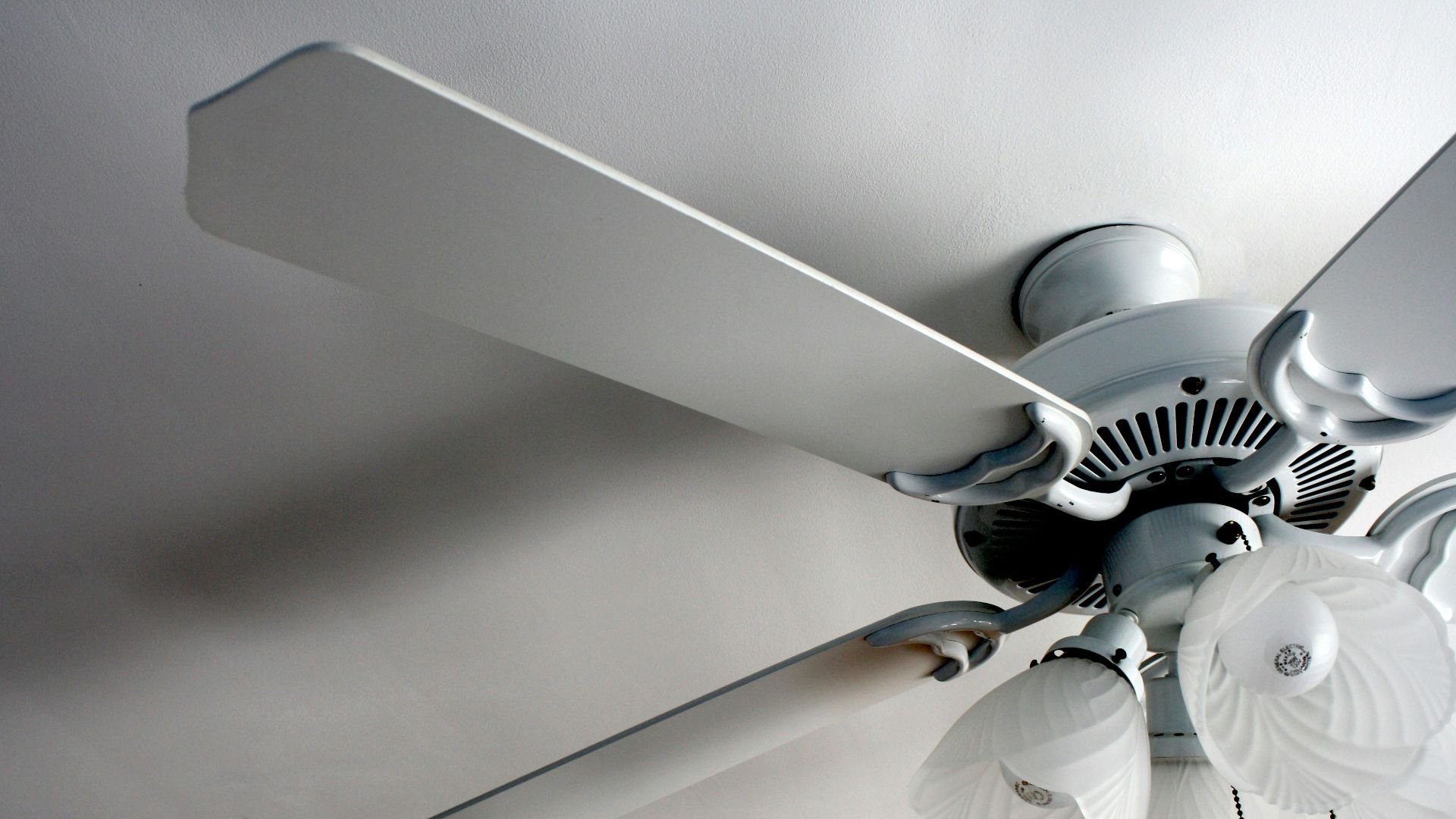 7. Ventilateur de plafond