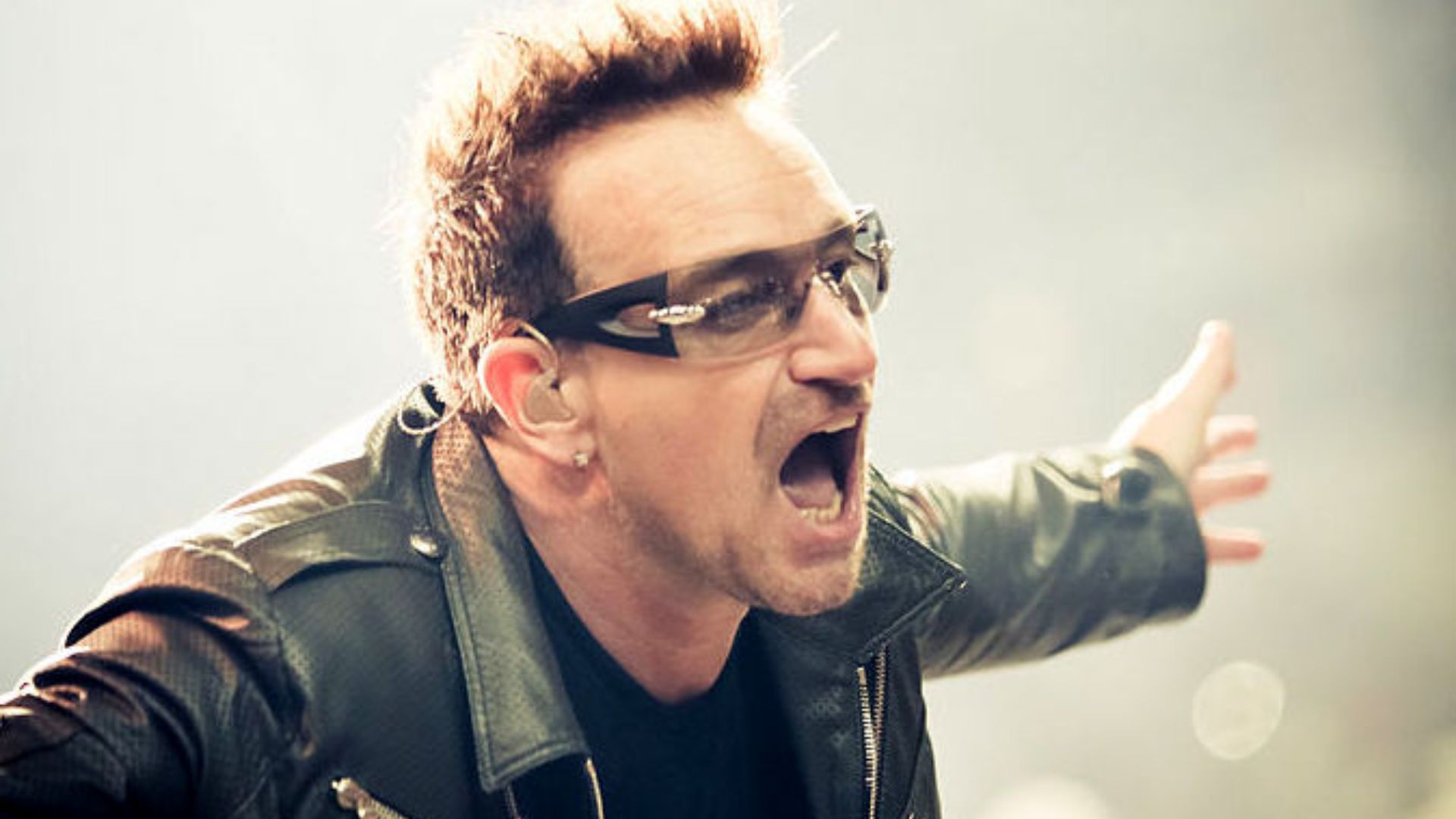 15. Bono