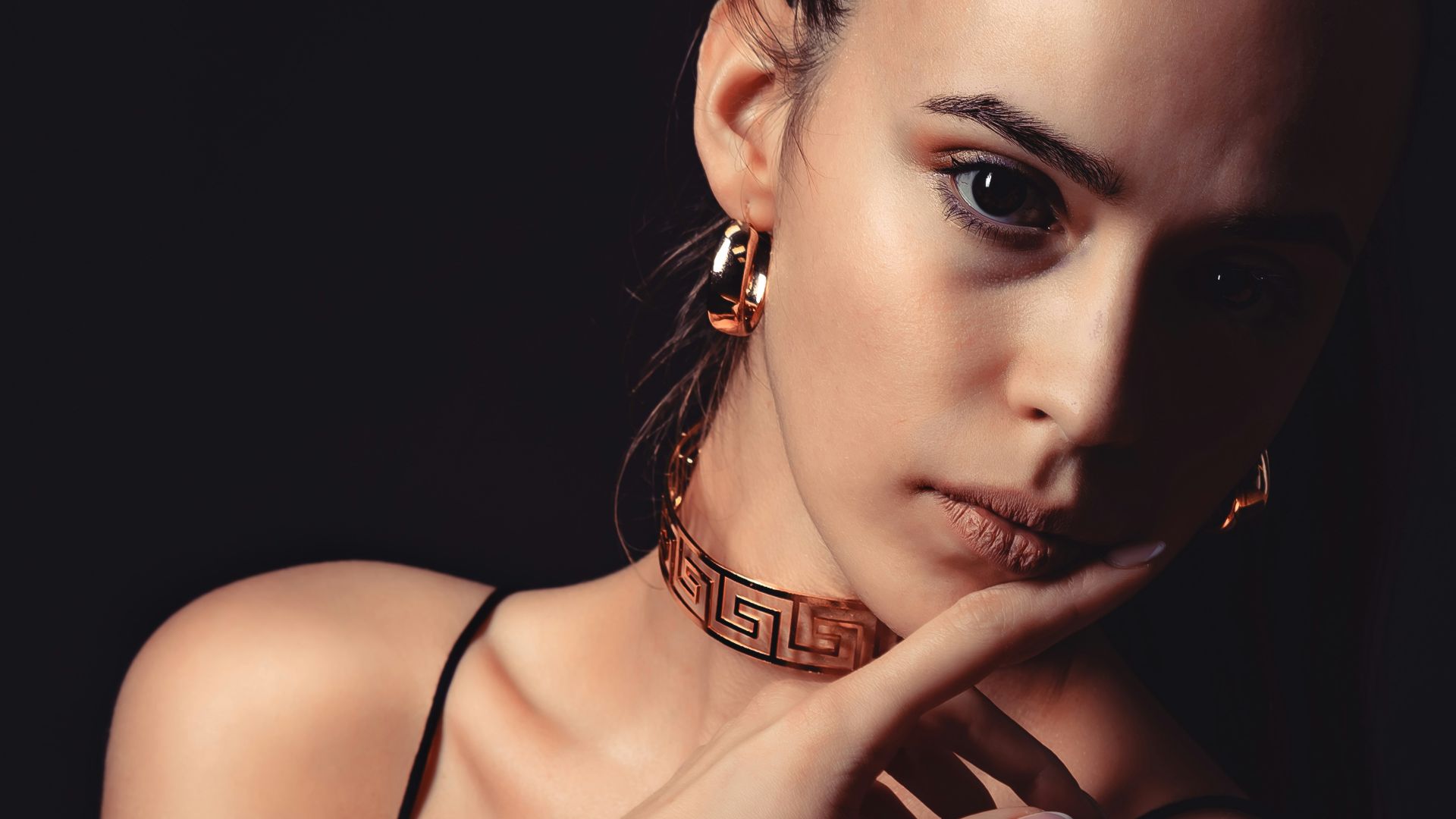 14. Colliers ras du cou